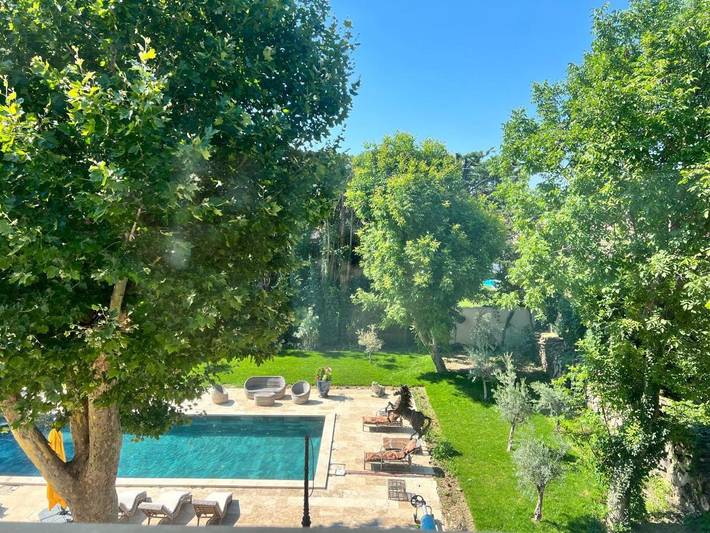 Chambre d’hôte pour 2 personnes, avec terrasse et vue ainsi que jardin et piscine à Avignon - 3