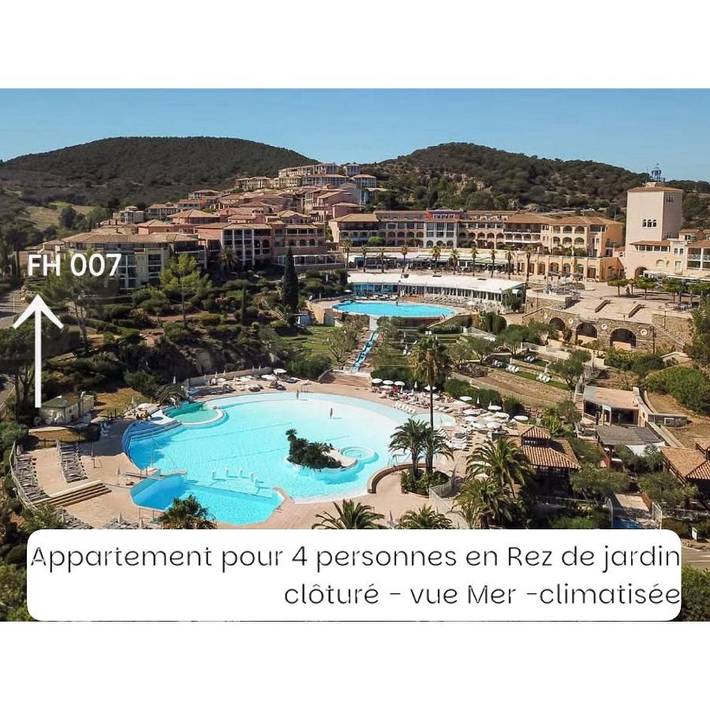 Gîte pour 4 personnes, avec jardin et vue ainsi que bassin pour enfant et piscine, animaux acceptés dans Golf De Cap Esterel - 4