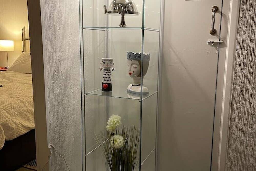 Entire apartment, \"The Celebration\" Seafront Apartment in Eastbourne, East Sussex