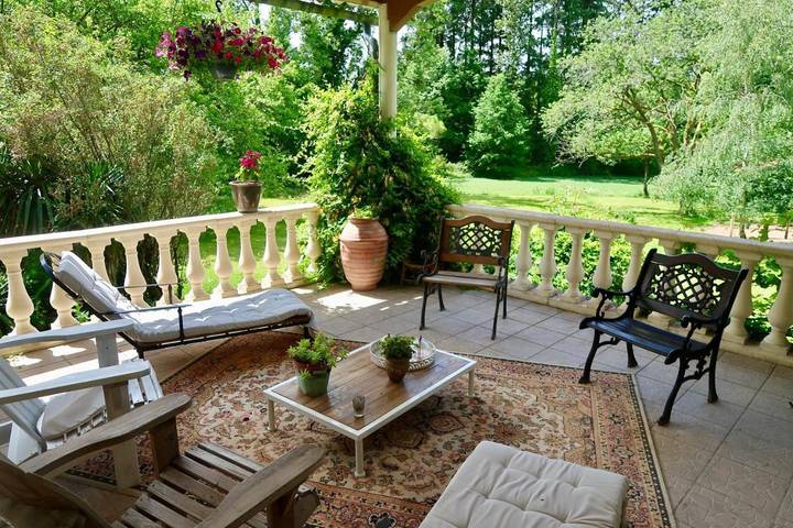 Maison d’hôte pour 4 personnes, avec Terrasse ainsi que Jardin et Vue
