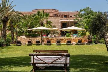 Location de vacances pour 12 personnes, avec jardin ainsi que terrasse et vue sur le lac dans Sidi Kaouki