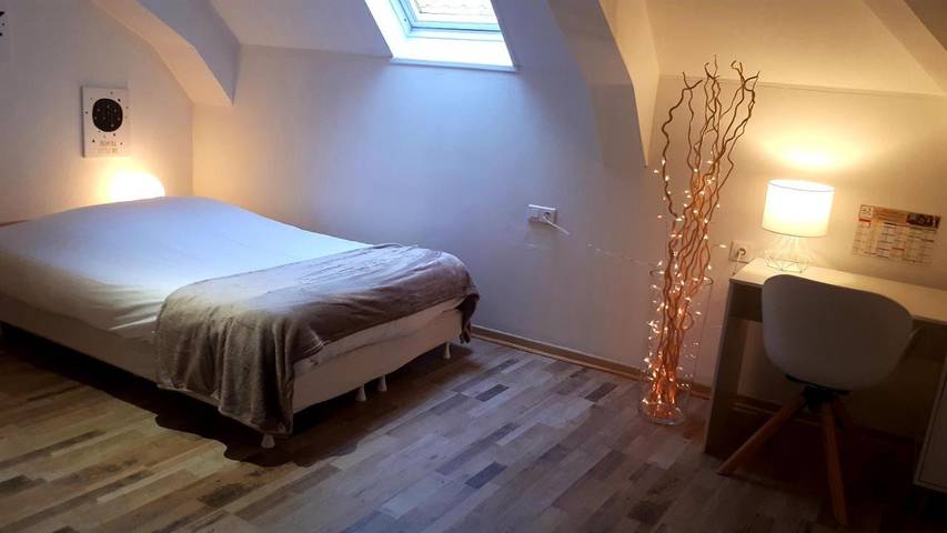 Hôtel pour 2 personnes, avec Terrasse et Vue dans Le Palais De La Cathedrale Saint Omer - 4