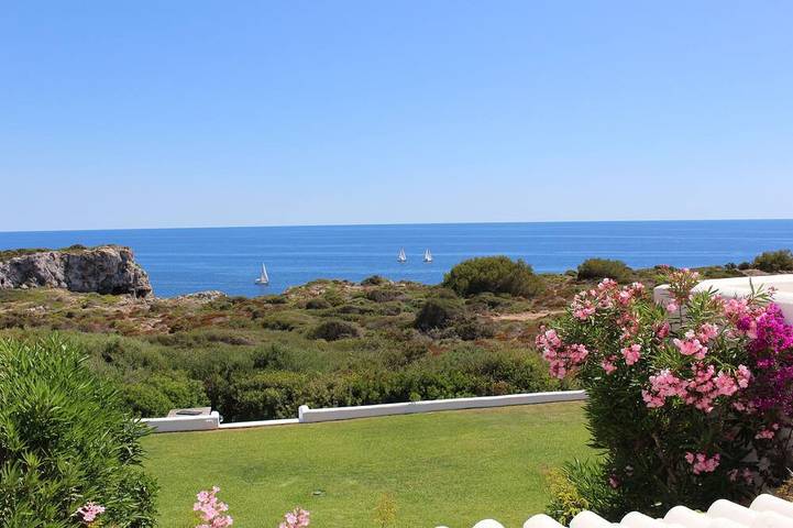 Villa für 8 Personen, mit Terrasse und Pool sowie Garten - 1