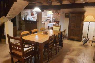 Gîte pour 4 personnes, avec jardin à Berric