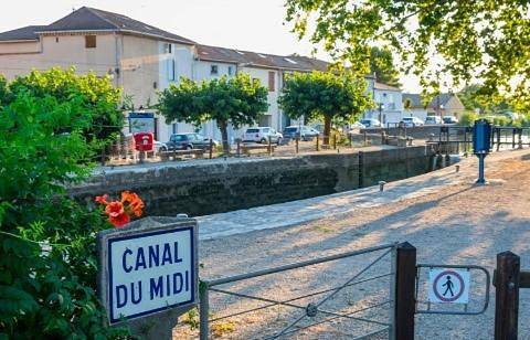 Tente pour 2 personnes à Villeneuve-lès-Béziers