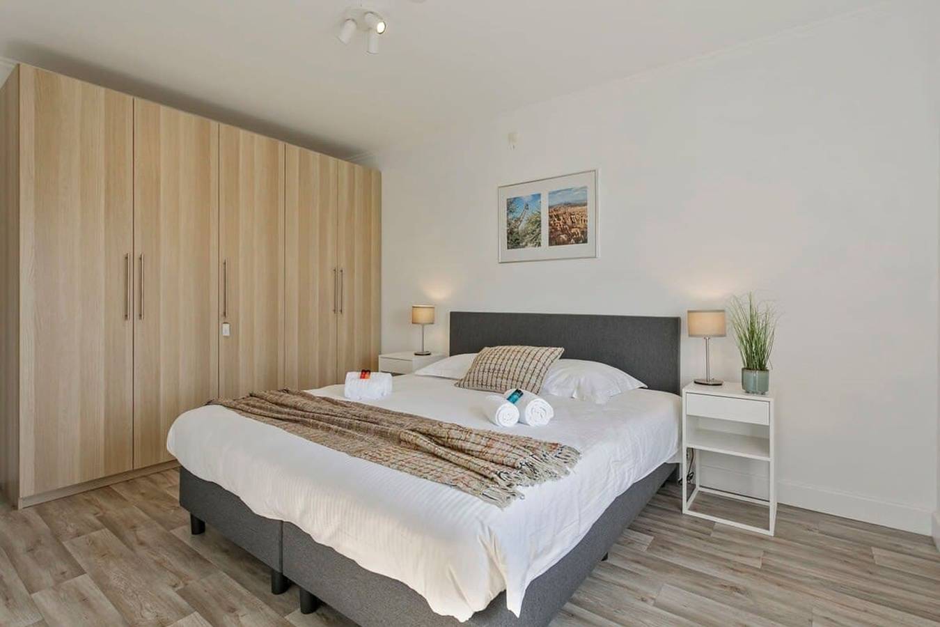 Ganze Wohnung, Casiola - Charming seaside apartment  Sea Bridge in Brügge, Belgische Küste