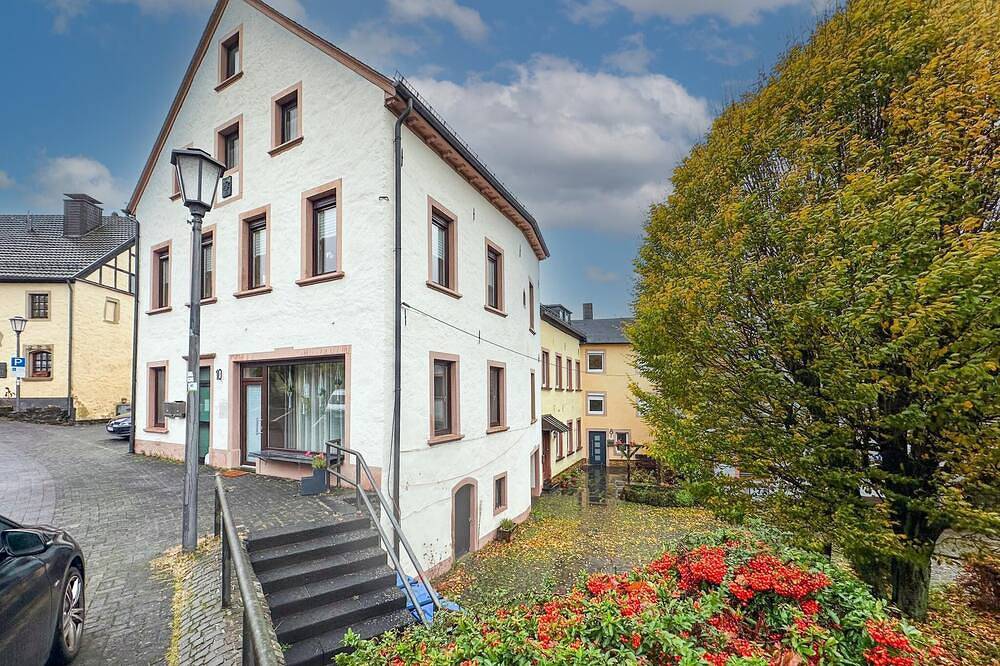 Ganze Wohnung, Sehr attraktive Wohnung im Stadtzentrum in Hillesheim, Vulkaneifel