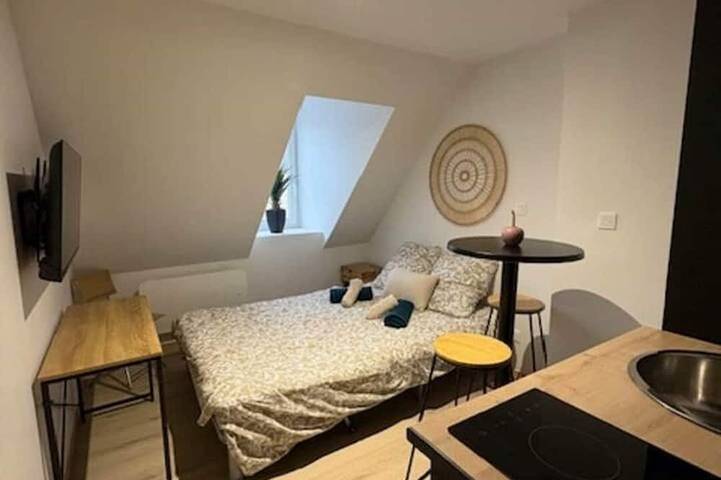 Appartement entier, Le - Studio - Louana in Aubusson, Région d'Aubussargues