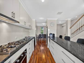 Holiday Apartment for 5 People in Halls Head, Mandurah, Photo 2