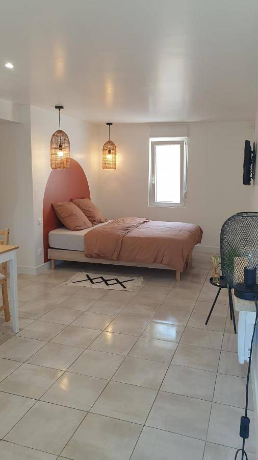 Chambre d’hôte pour 2 personnes, avec jardin ainsi que terrasse et vue à Béthisy-Saint-Martin