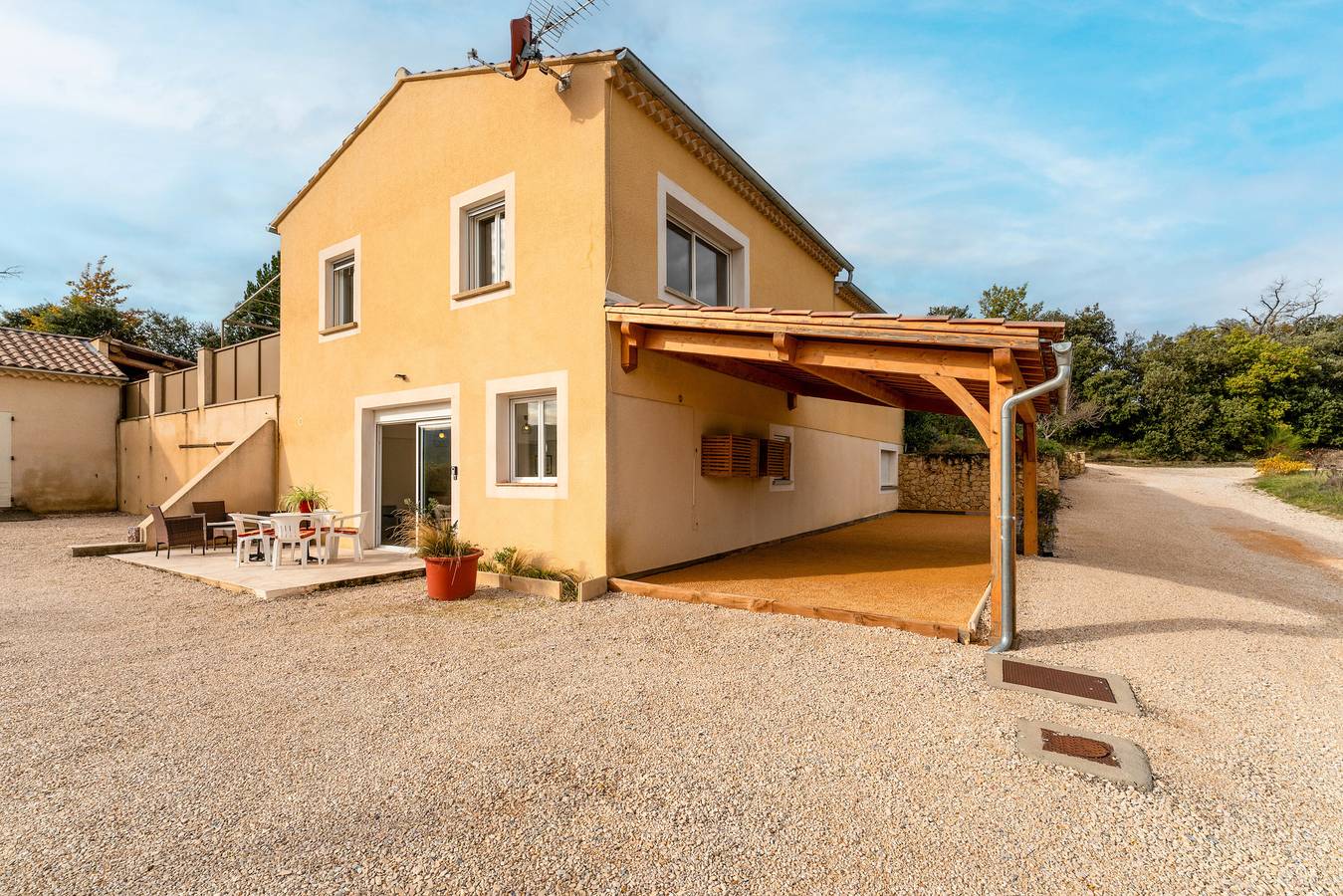 Maison de vacances « Gîte du Badassier » avec terrasse privée et Wi-Fi in Blauvac, Parc naturel régional du Mont-Ventoux