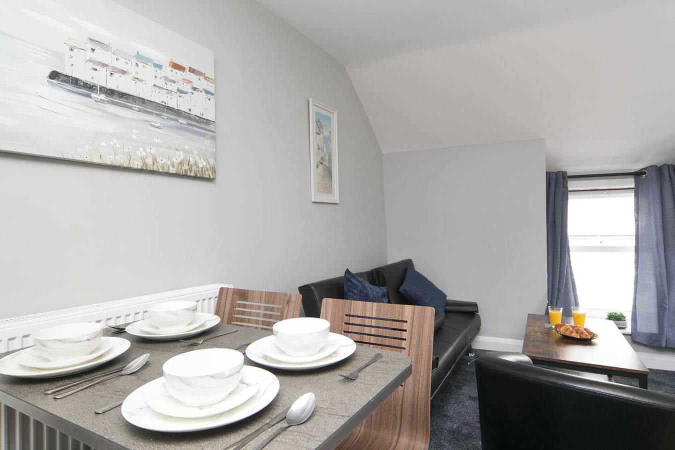 Entire apartment, Self Contained Apartment at Country Pub Restaurant - Pass the Keys in Red Wharf Bay, Isle of Anglesey