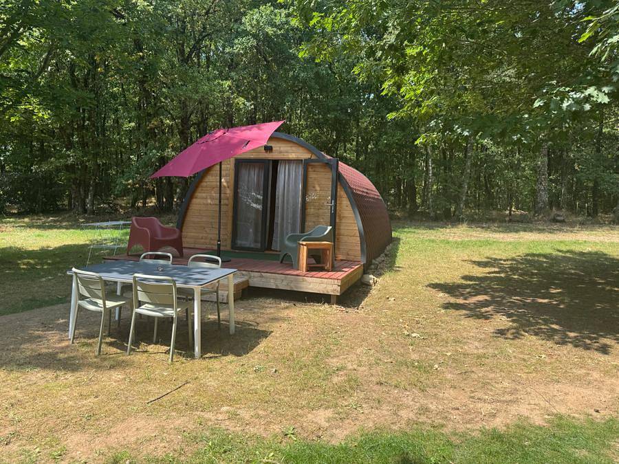 Camping Domaine de Lallé - Unterkunft 4 personen - Pod: Der Rote Milan in Champagnac-la-Noaille, Tulle und Umgebung