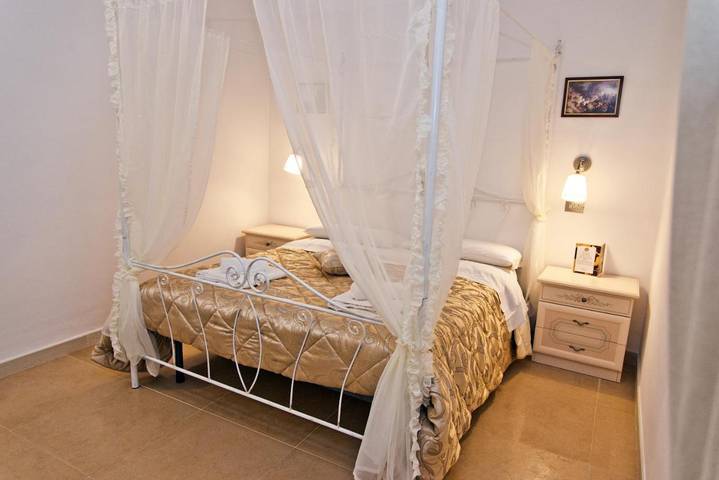 Gîte pour 2 personnes, avec balcon, animaux acceptés à Taranto - 4