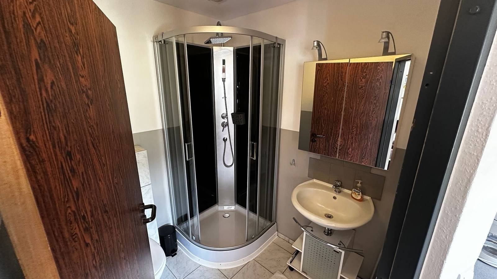 Ganze Ferienwohnung, Haus Semper in Lietzow, Bergen auf Rügen und Umgebung