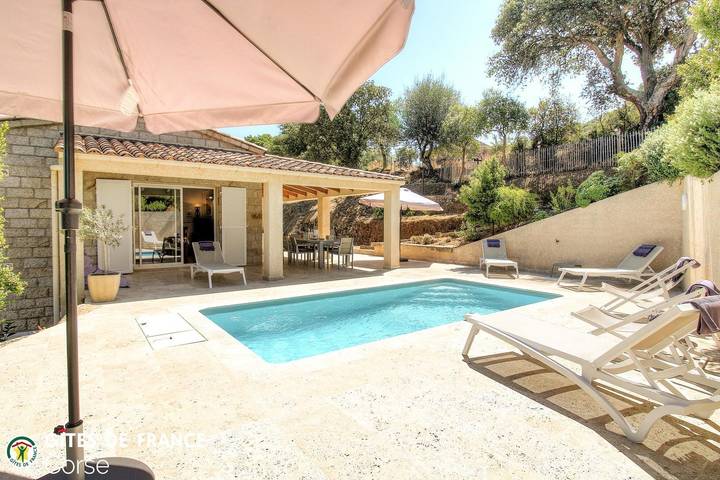 Gîte pour 6 personnes, avec Terrasse et Jardin ainsi que Piscine et Vue à Sollacaro - 3
