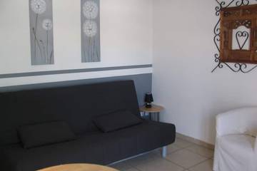 Gîte pour 2 personnes, avec terrasse et jardin à Grabels