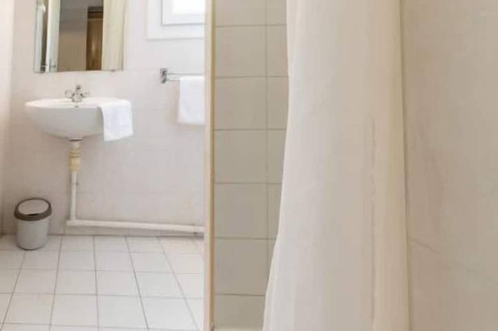 Gîte pour 3 personnes dans Plage de Saint-Cyr sur Mer Les Lecques - 4