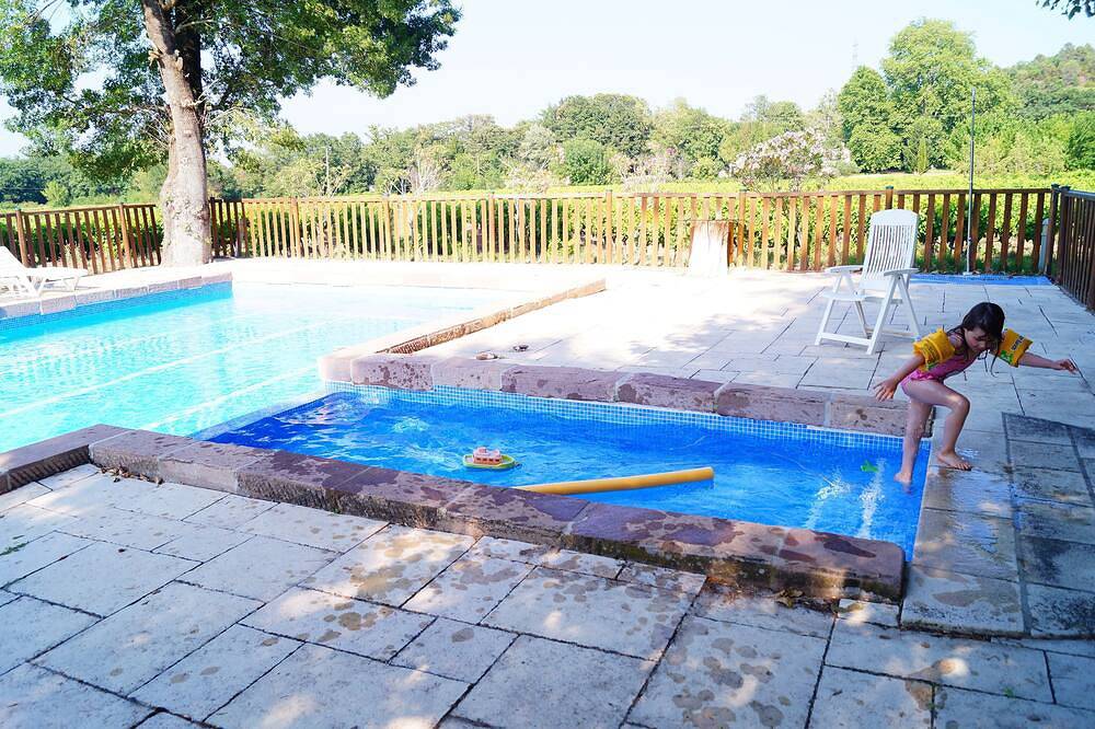 Ganze Wohnung, Gîte Vert D'olive. Gîte de Charme au Milieu des Vignes in Les Arcs (Var), Draguignan Region
