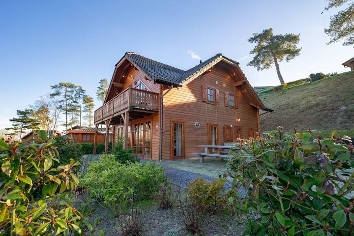 Ferienhaus für 10 Personen, mit Sauna und Garten