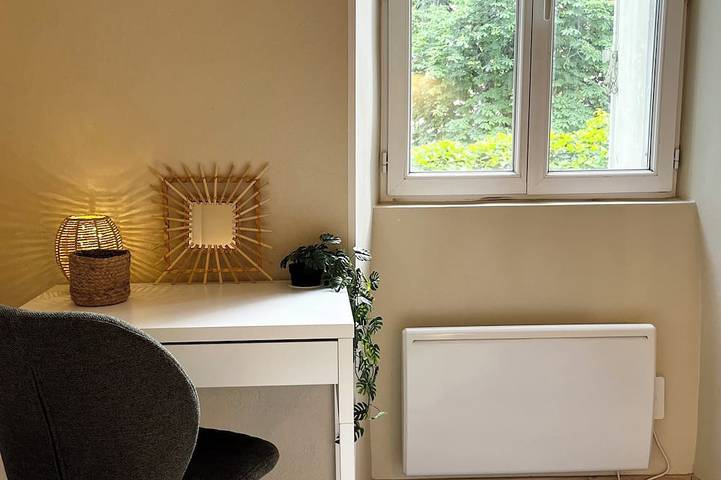 Appartement entier, T2 rénové - Vue imprenable Cathédrale - Centre - Wifi in Lodève, Région de Lodève