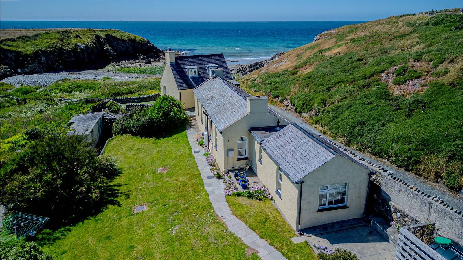 Cottage for 8 People in Isle of Anglesey, North-Wales