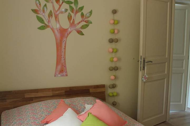 Location de vacances pour 8 personnes, avec terrasse et jardin à Mornas - 2