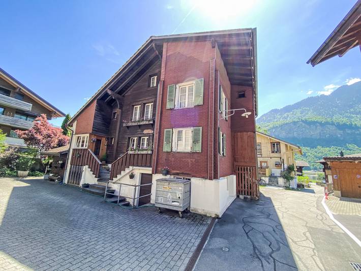 Ferienwohnung für 5 Personen, mit Garten und Pool in Meiringen