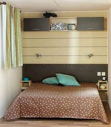 Wohnwagen für 4 Personen in Carennac, Lot, Bild 4