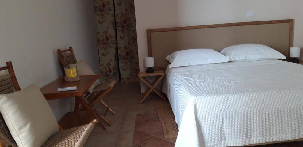 B&b per 2 persone, con Terrazza e Giardino nonché Piscina e Panorama a Lizzanello