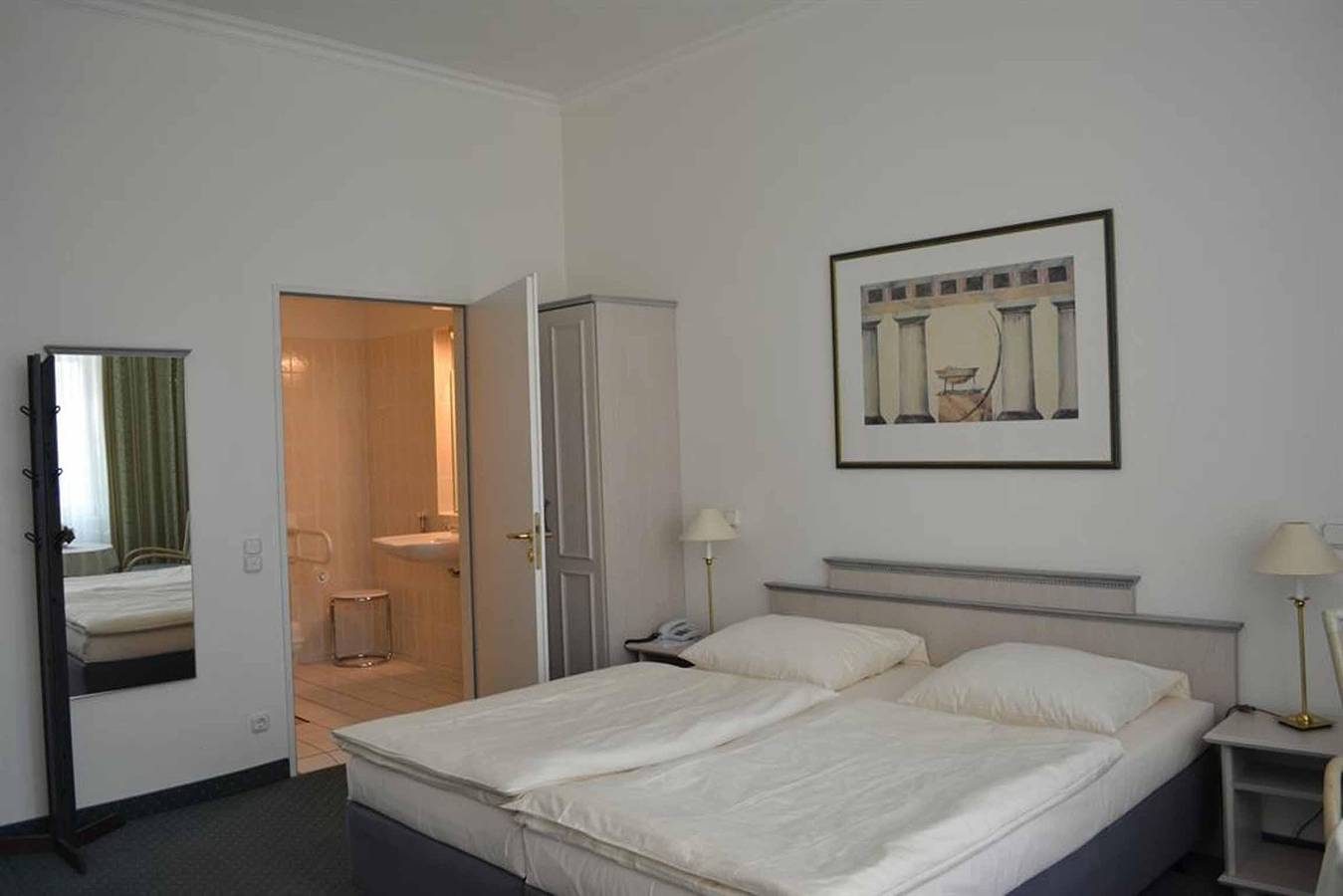 Ganze Ferienwohnung, Appartement/Fewo, Dusche, Wc, Typ 4 in Bad Pyrmont, Weserbergland