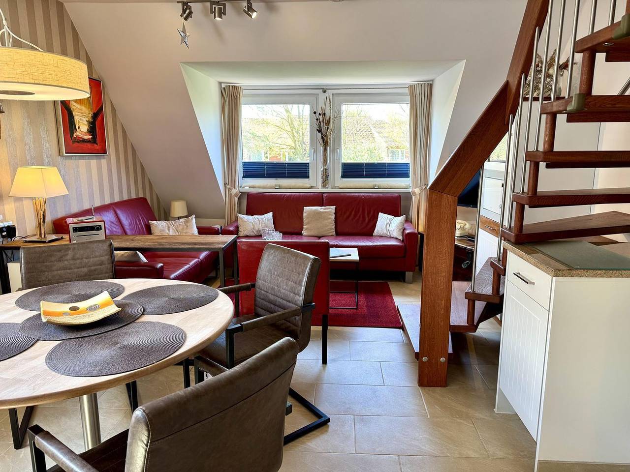 Ganze Wohnung, 4-Zimmer App. für 5 Pers. mit Terrasse, Pkw-Stellplatz, Wlan, Haustiere erlaubt. in Sylt (Gemeinde), Sylt