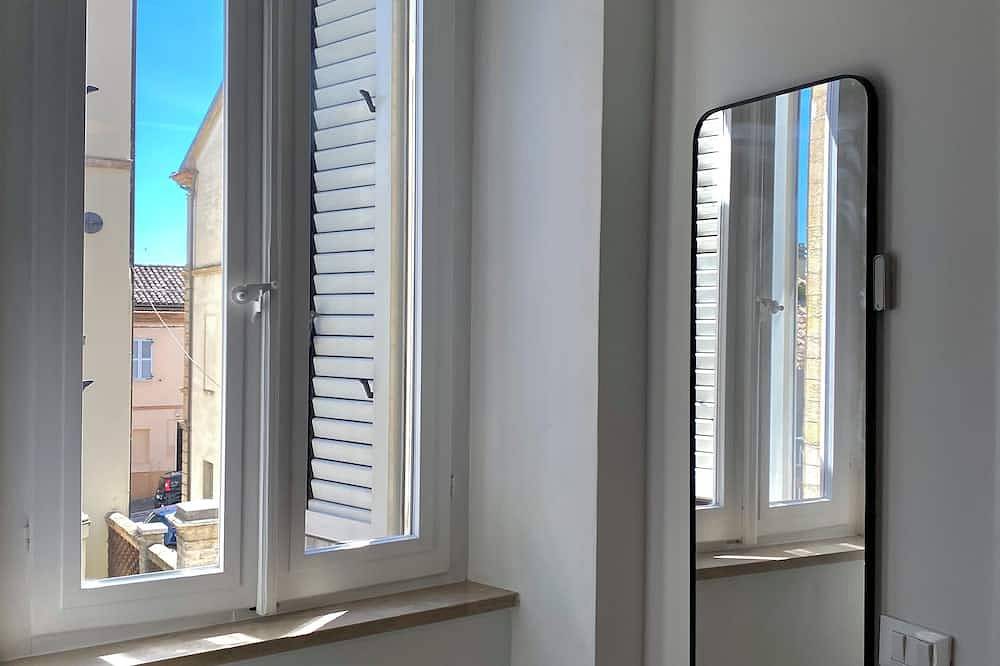Apartamento entero, Apartment centrally located a 5-minute walk from the beach. in Cupra Marittima, Riviera delle Palme