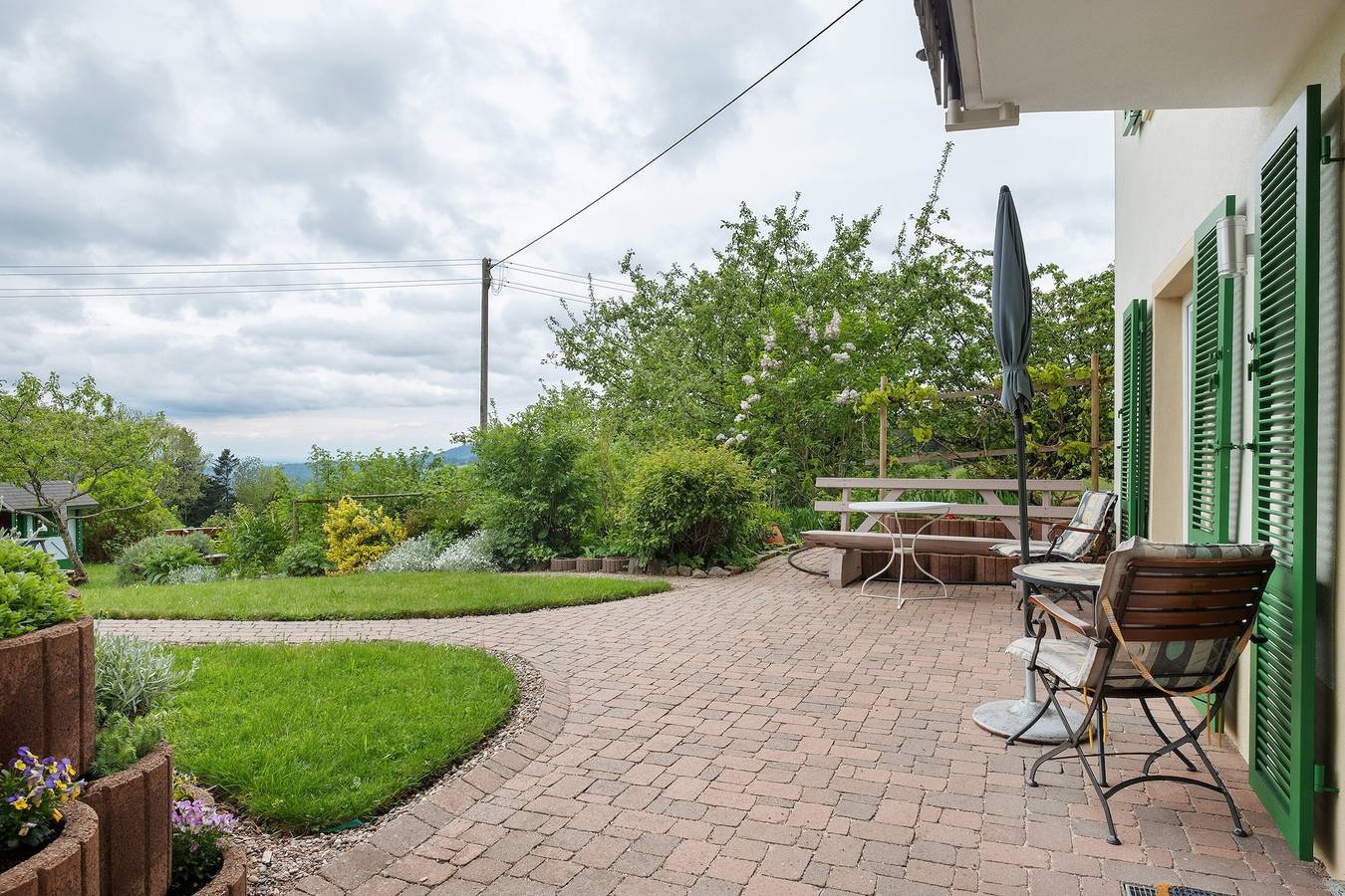 Ganze Wohnung, Ferienwohnung 'Gartenblick' mit Bergblick, privater Terrasse und Wi-Fi in St. Peter, Südschwarzwald