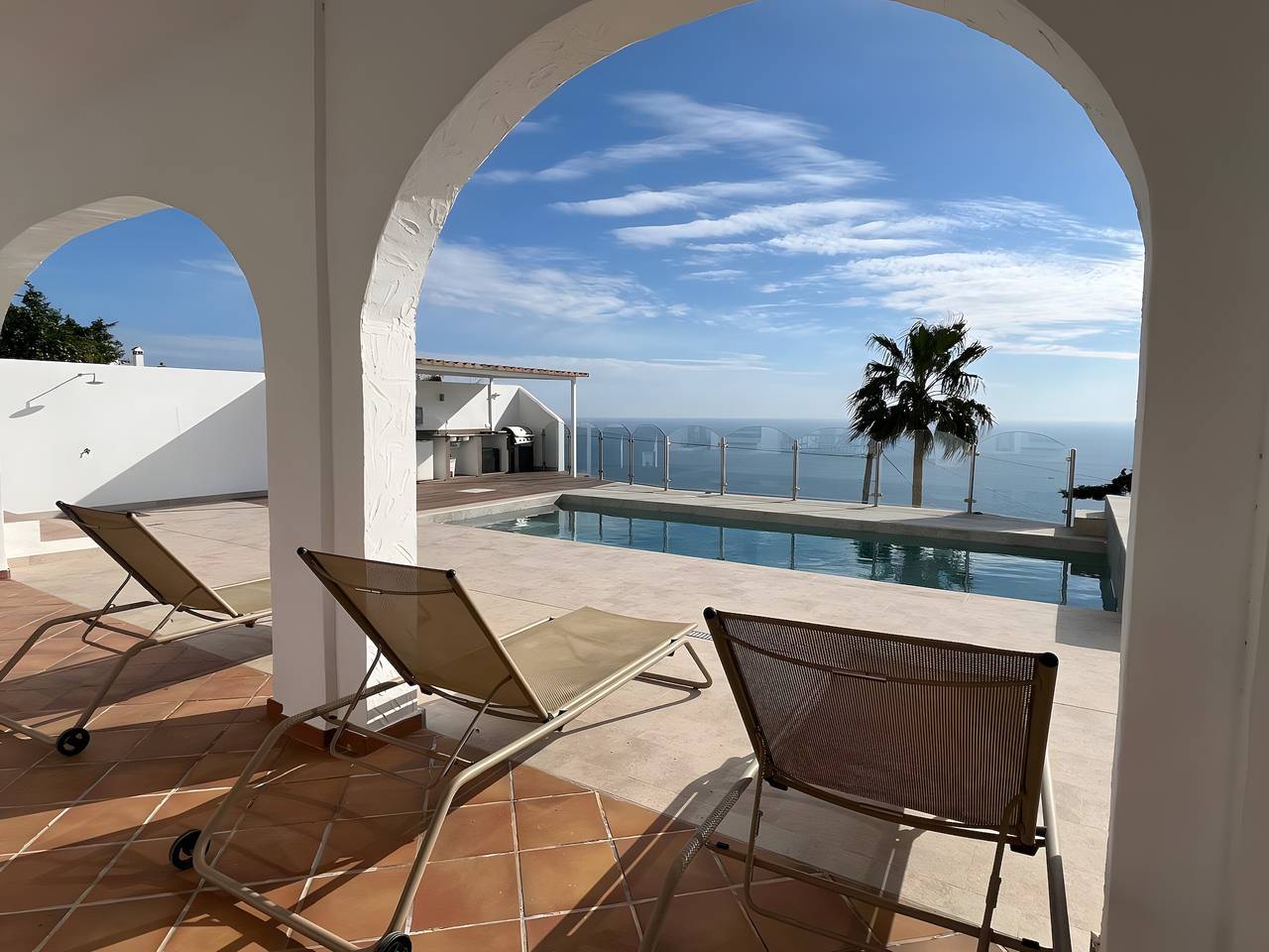 Villa 'Quietud' con vistas al mar, Wi-Fi y aire acondicionado in Salobreña, Costa Tropical