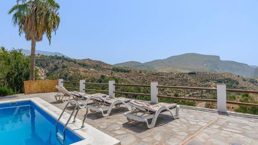 Casa rural para 5 personas, con terraza y piscina en Los Guájares - 2