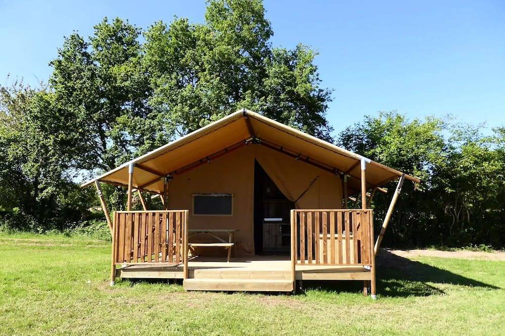 Camping pour 6 Personnes dans Coëx, Vallée de la Loire