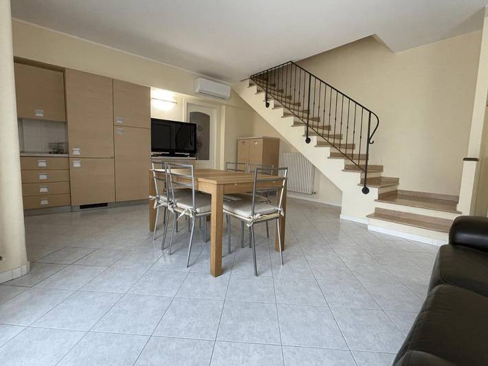 Gîte pour 6 personnes, avec terrasse et vue à Fano - 3