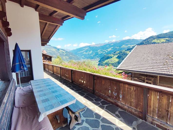 Chalet für 10 Personen, mit Garten und Balkon, kinderfreundlich in Hippach