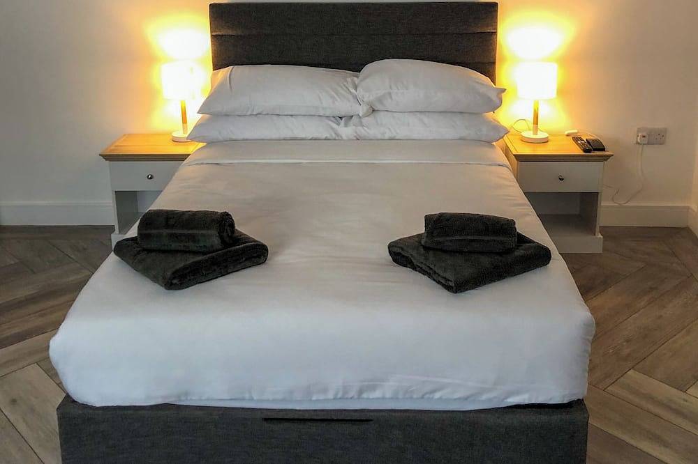 Whinacres Cottage @1894 in Conwy, Snowdonia