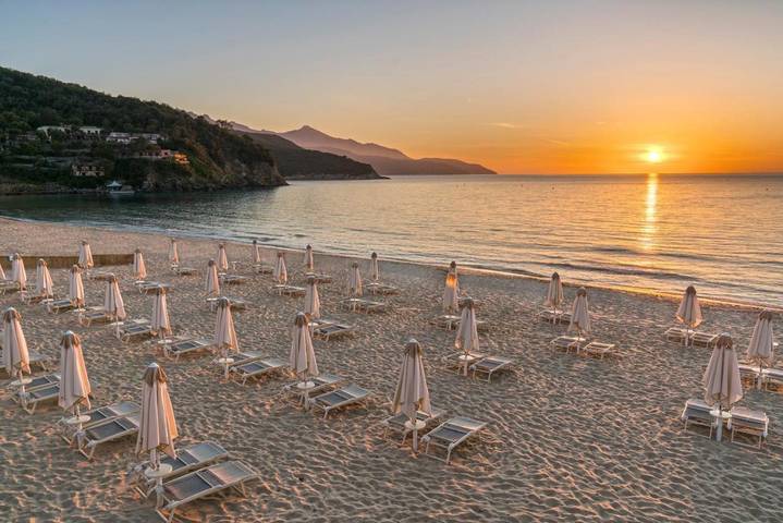 Hotel für 2 Personen, mit Garten und Pool sowie Whirlpool in Biodola - 4