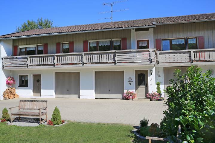 Ferienhaus für 4 Personen, mit Balkon und Terrasse sowie Garten und Sauna in Siegsdorf - 3