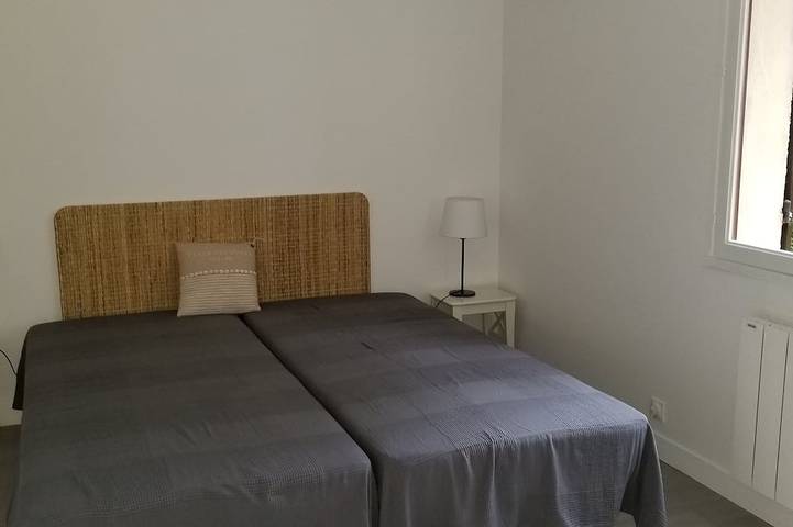 Location de vacances pour 12 personnes, avec terrasse et jardin dans Maubuisson - 3