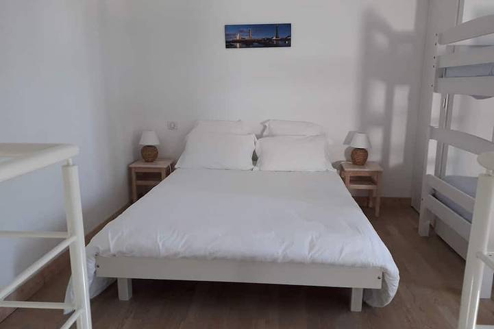 Location de vacances pour 4 personnes, avec jardin dans Port de Kérity - 2