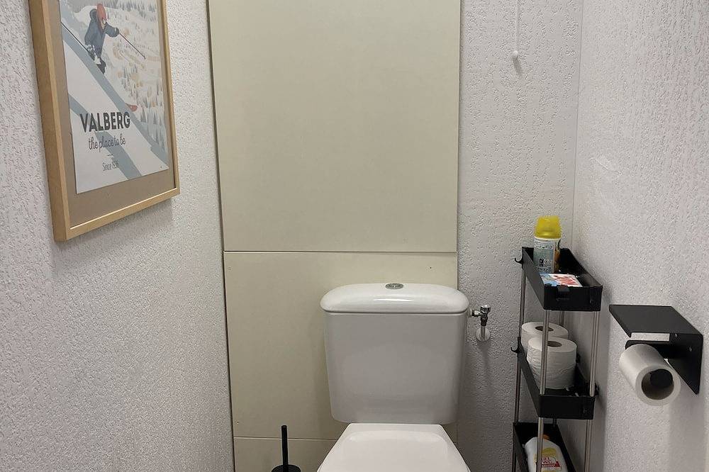 Appartement entier, Le Val D'Azur - 2 Pièces au centre de Valberg (Wifi, Piscine, Parking) in Péone, Région de Nice