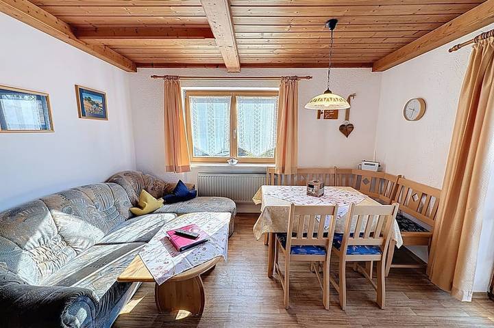 Ferienwohnung für 5 Personen, mit Pool und Garten - 1