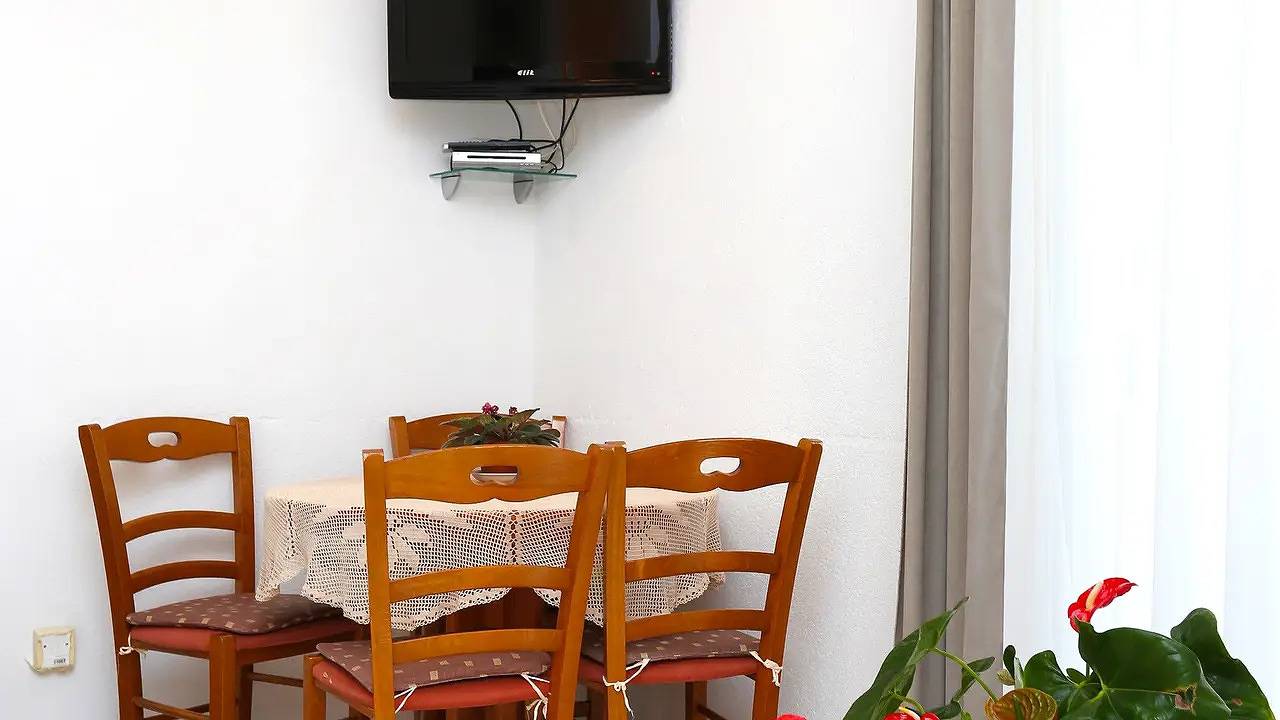 Cały apartament wypoczynkowy, Apartament wakacyjny dla 4 osób in Promajna, Riwiera Makarska