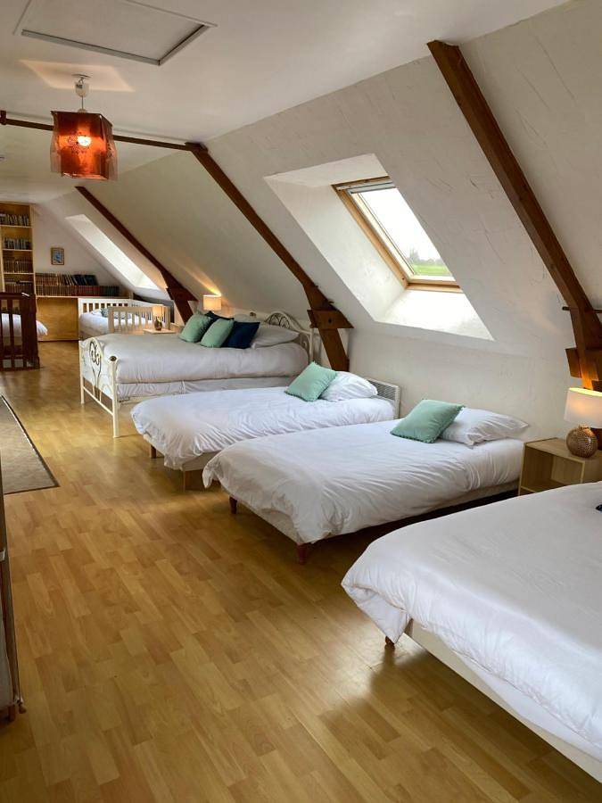 Gîte pour 15 personnes, avec vue et jardin, animaux acceptés à Les Veys
