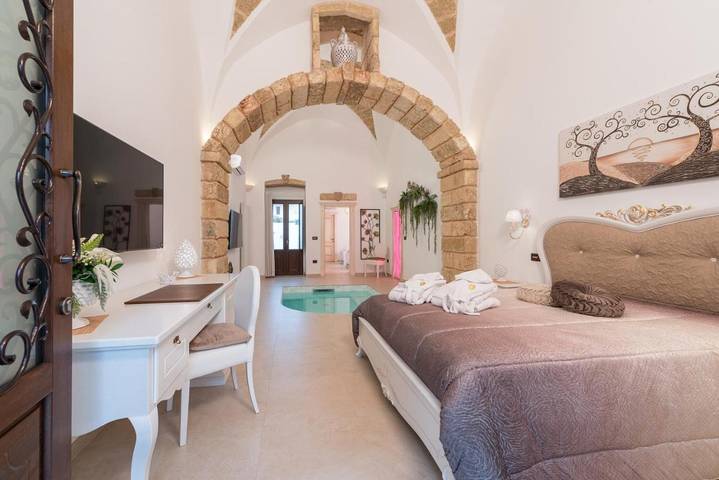 B&b per 4 persone, con Terrazza e Idromassaggio nonché Giardino e Piscina a Alliste