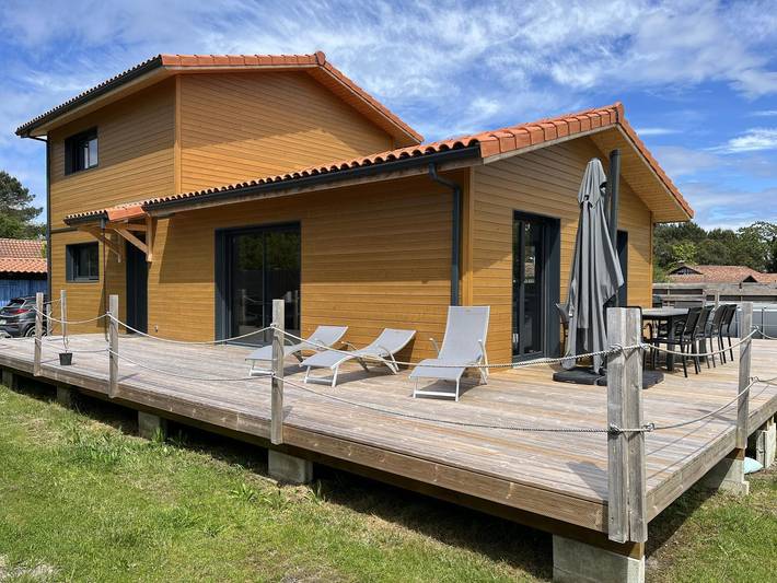 Casa de huéspedes para 6 personas, con piscina además de jardín y terraza, Se admiten mascotas - 1